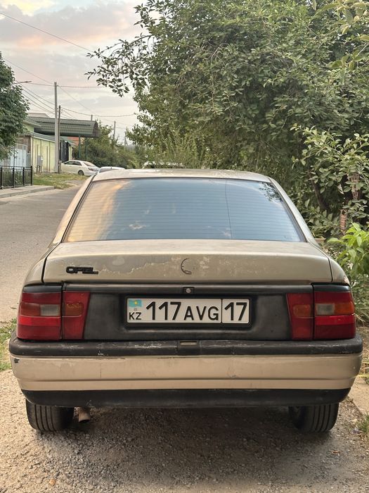 Опел вектра А автомат 2 куб