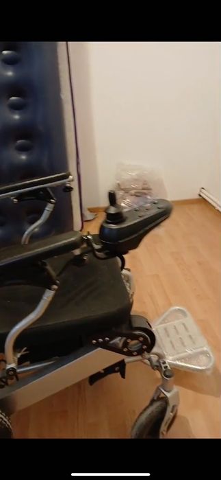 scaun rulant electric