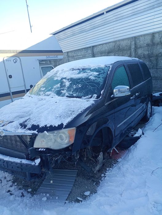 Dezmembrez Chrysler Grand Voyager V 2010