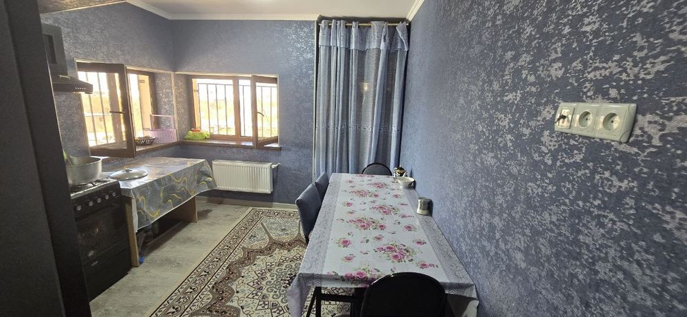 Срочно продаётся 3х комнатная квартира 77м.кв