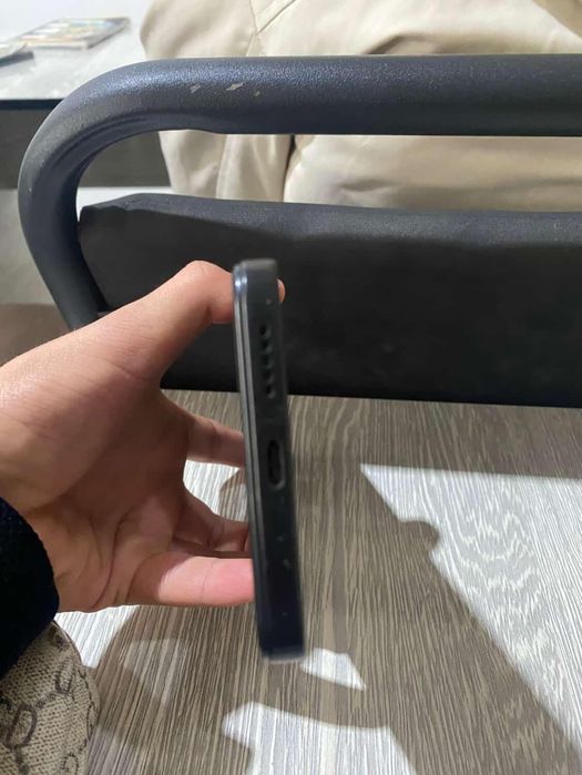 Redmi 14C srochni sotiladi tiniq karobka dakument bor