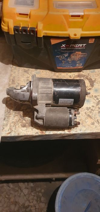 Продам стартер на Запчасти