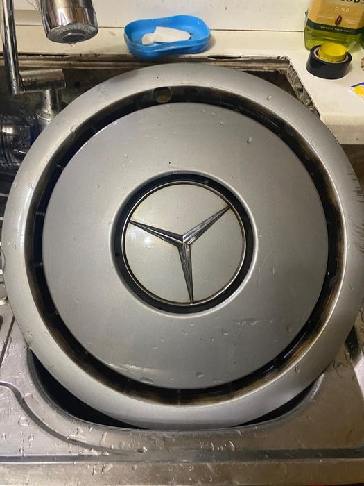 Продам Оригинал в хорошем состоянии