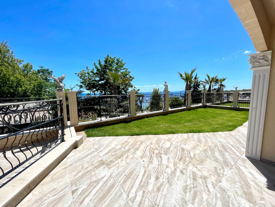 Продава се Тристаен апартамент в Несебър - 120 кв.м за 3075 €/кв.м - Снимка #7