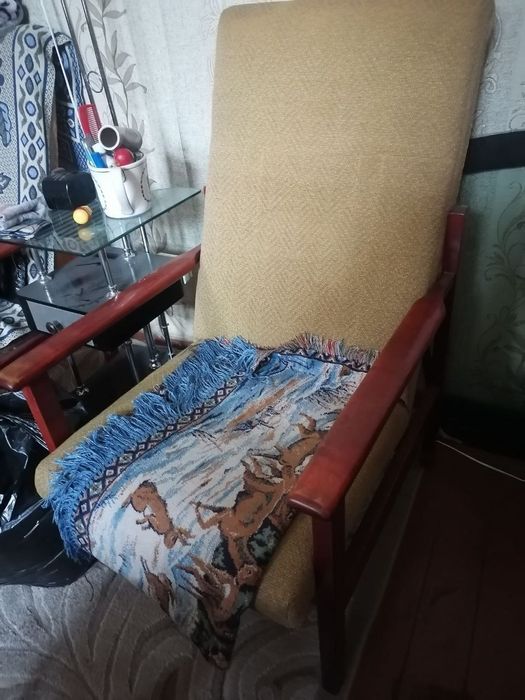 Продается кресло