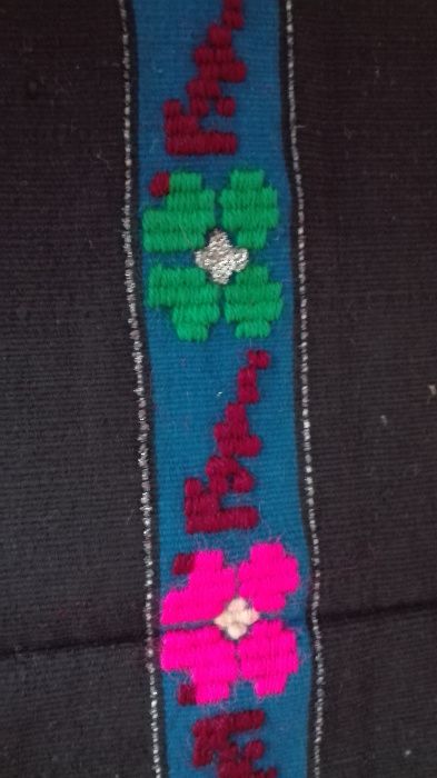 Автентични престилки от народни носии