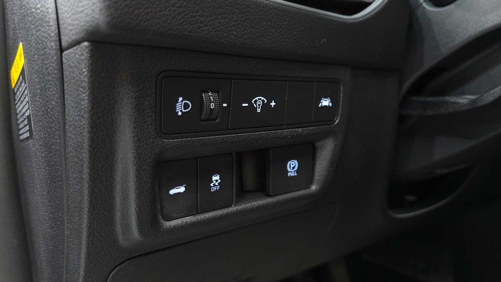 Hyundai Sonata 2.0LPG Premium autogeorge.com