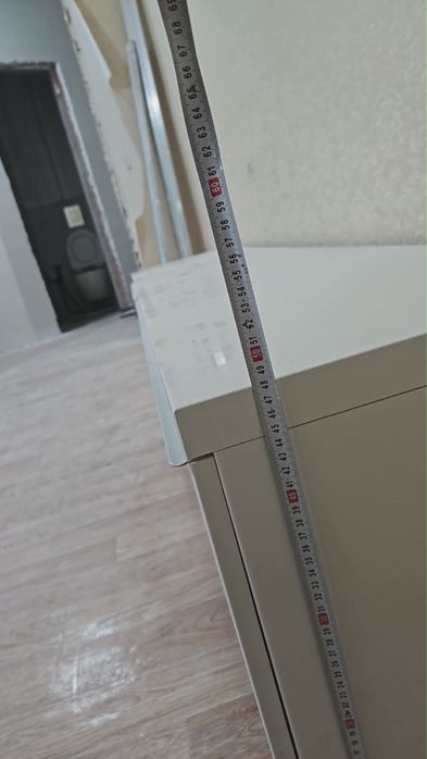 Тумба под телевизор с полками (б/у)