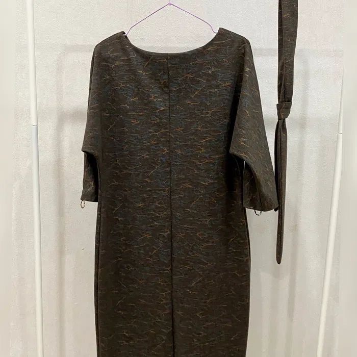 Продам женское платье