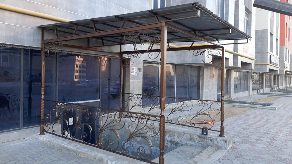 Козырёк  крыльцо навес