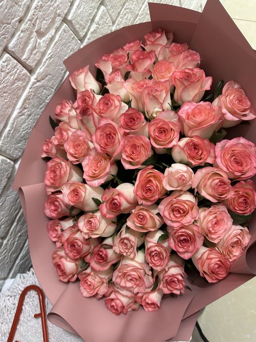 Продаю букет роз свежие