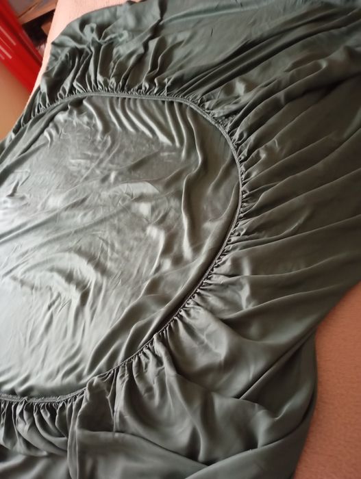 Cearceaf cu elastic verde elegant 2/2.20 m