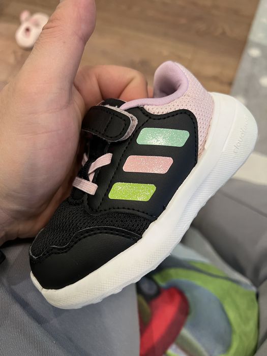 Дтетски маратонки Adidas