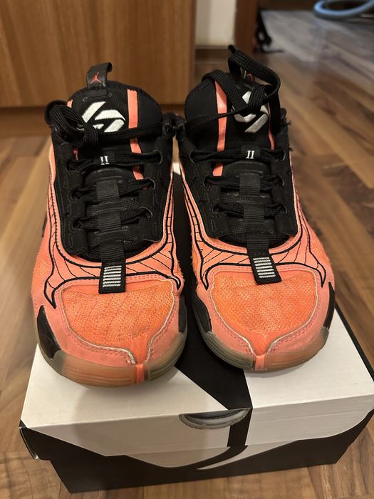 Кроссовки для баскетбола