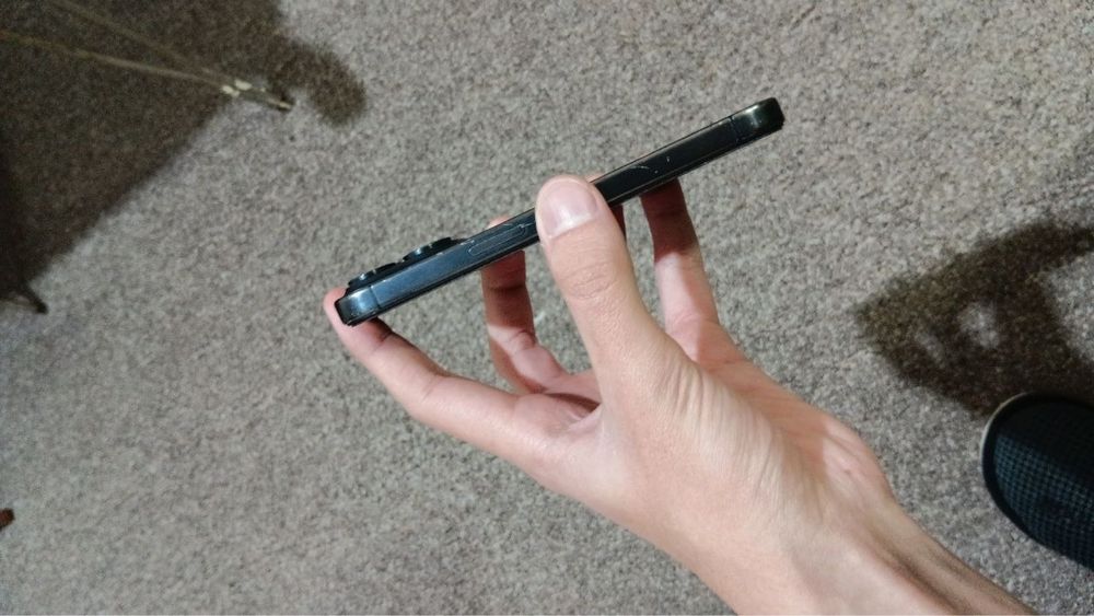 Iphone 15 pro sotiladi