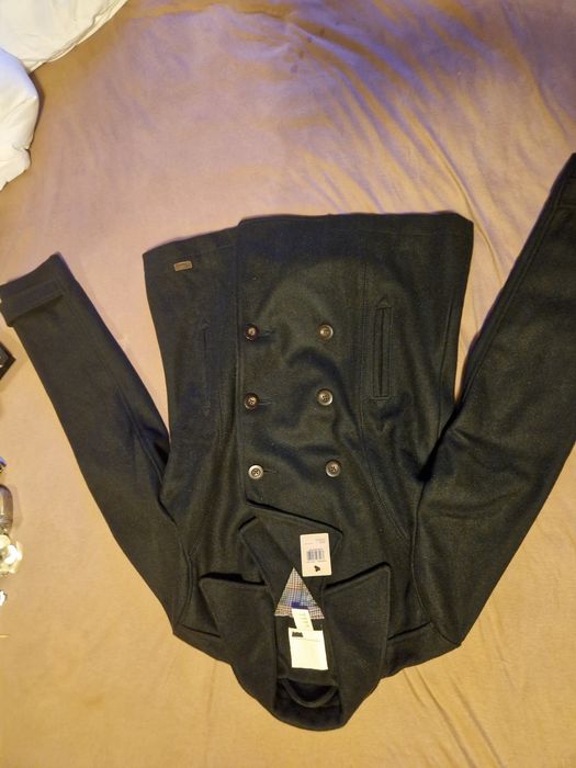 Vând haină damă Levi's