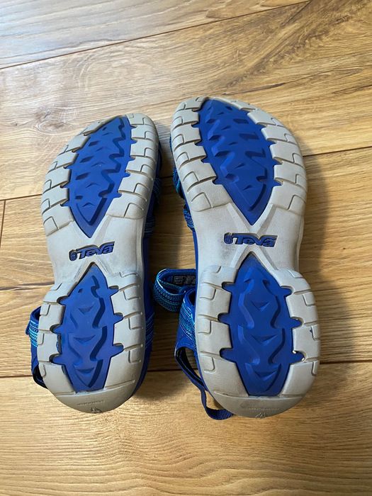 TEVA-sandale , in stare foarte buna , pt dame , marimea 42