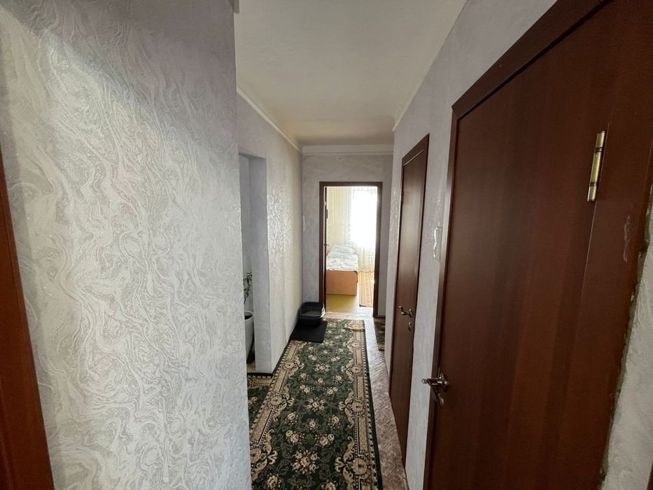 Продам  4х комнатную квартиру