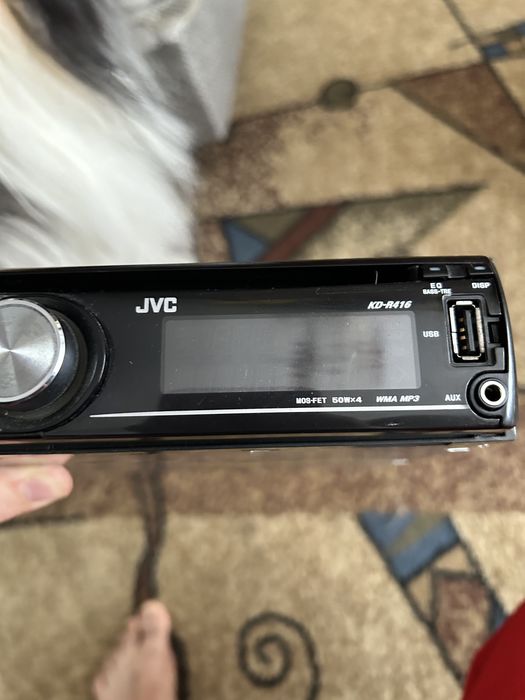 Продам магнитолу JVC