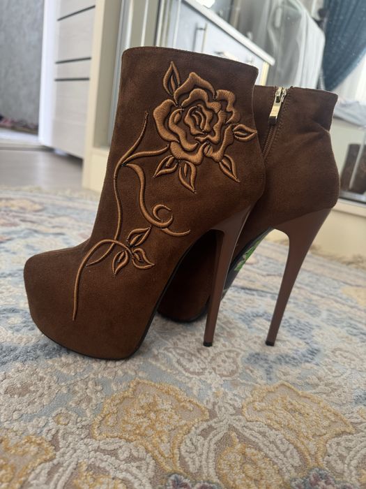 Pol sapowka sotiladi