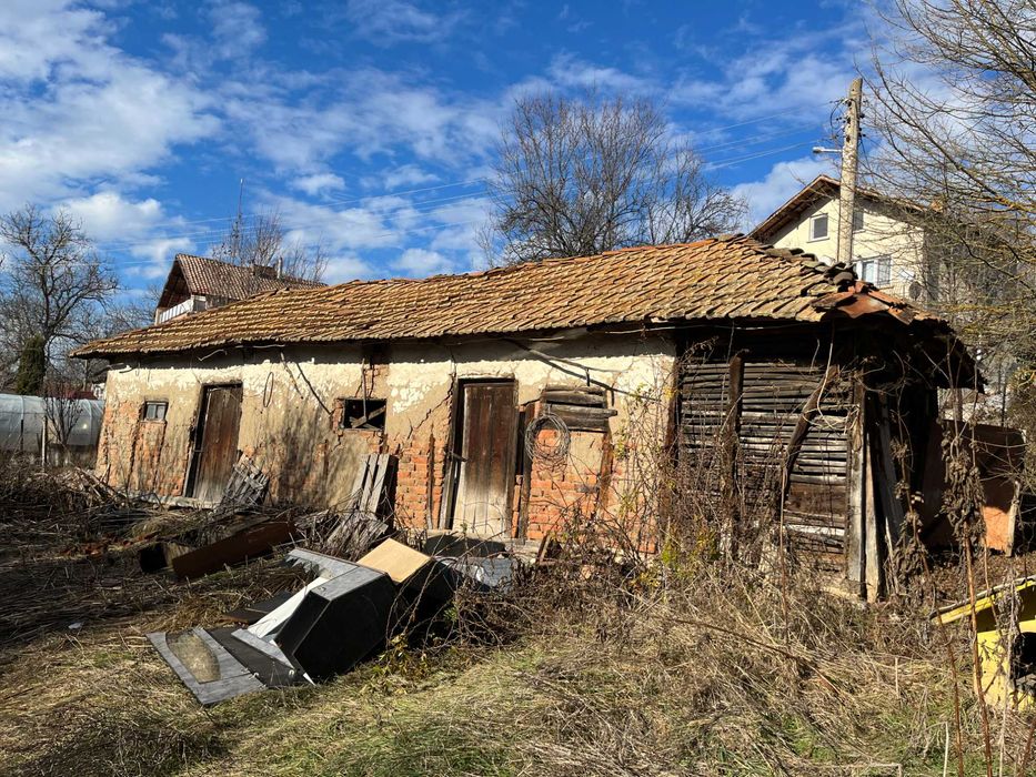 Продава се Къща в София, 7-ми 11-ти километър - 150 кв.м за 380 €/кв.м - Снимка #2