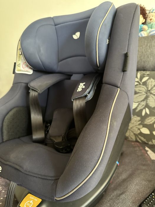 Scaun auto Joie.