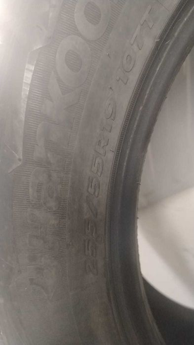 Продам шины Hankook 255х55х19