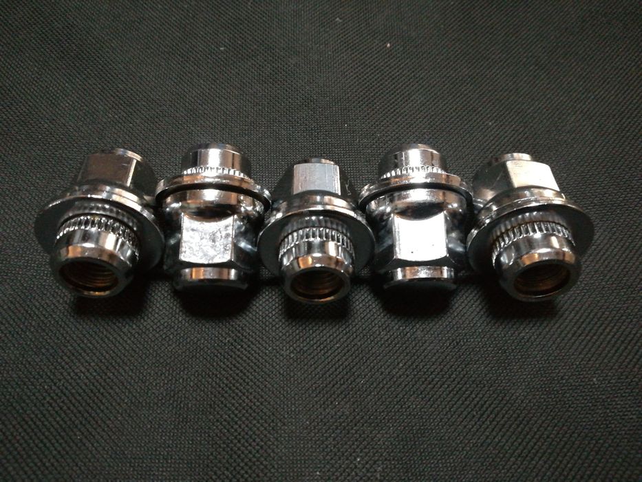 12 ron bucata Piulițe cu saiba 12x1.25 Nissan/Subaru/Infinity