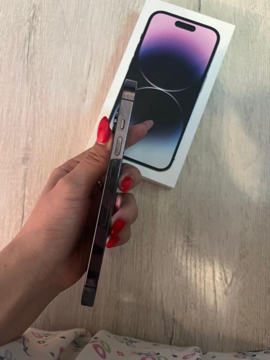 Айфон 14 про продам