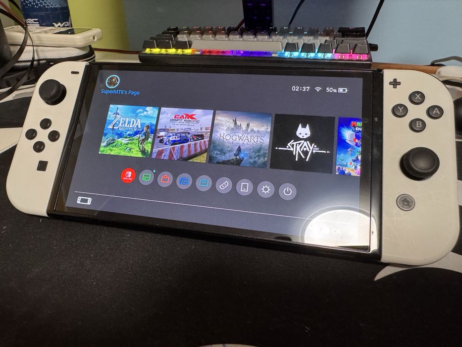 Nintendo switch oled + 10 игри