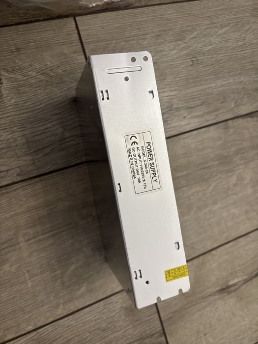 Блок питания 24v 10A S-240-24