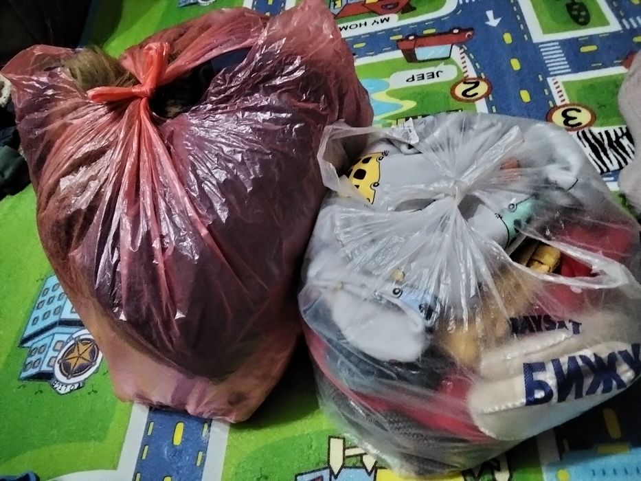 Продам детские вещи!