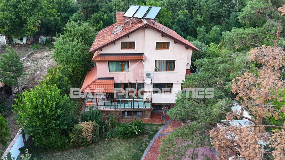 Продава се Къща в Банкя - 400 кв.м за 1875 €/кв.м - Снимка #4