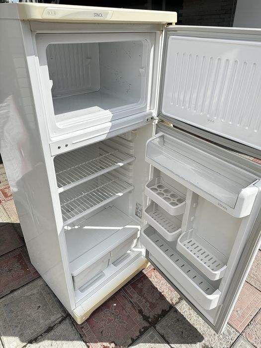 Продам холодильник