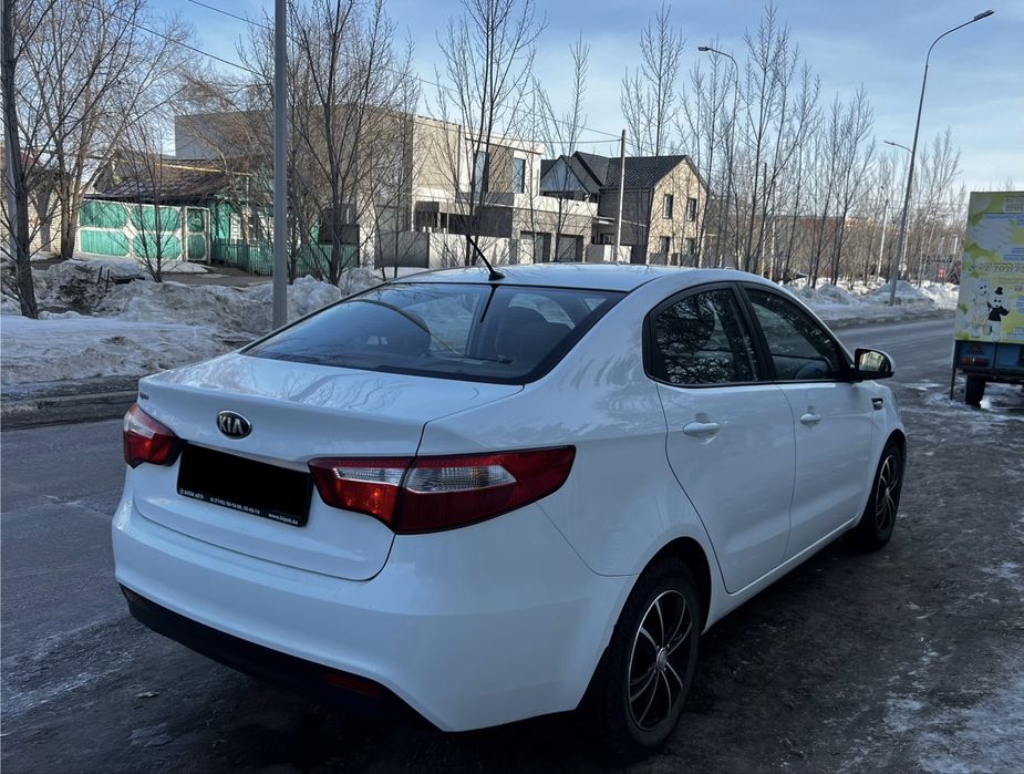 Продам Kia Rio с маленьким пробегом