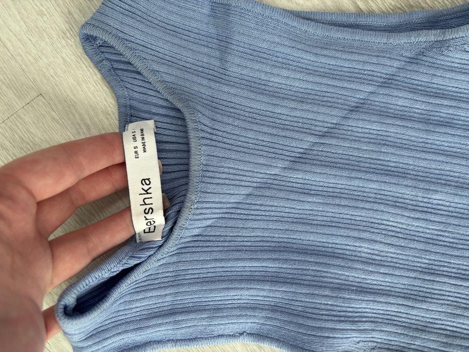 Платье голубое Bershka