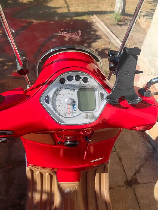Vespa 250 gts  в перфектно състояние