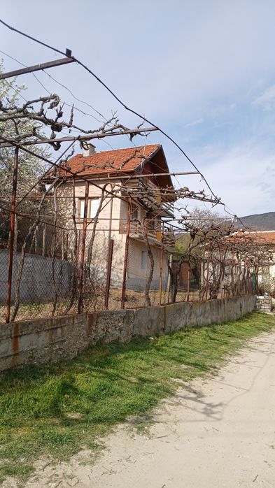 Къща в село Бадино