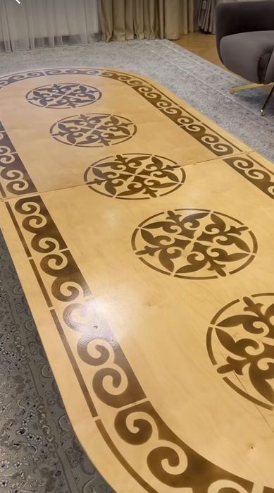 Стол гостевой раздвижной