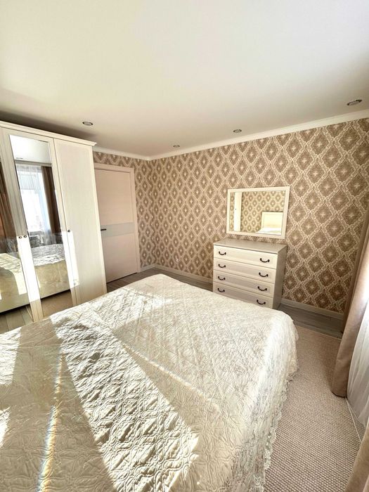 Продаётся 3 комн квартира