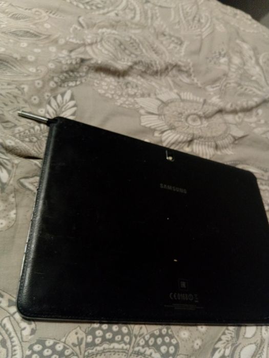 Планшет самсунг  .