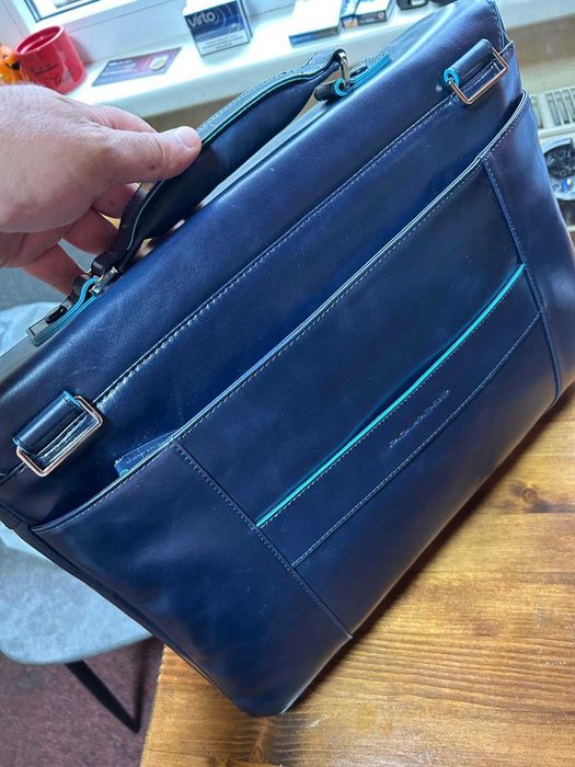 geanta laptop PIQUADRO piele naturala