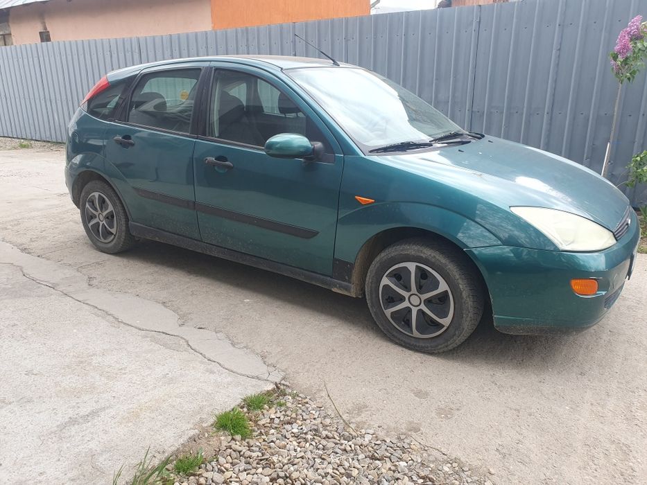 Ford Focus 1   1.6 benzină