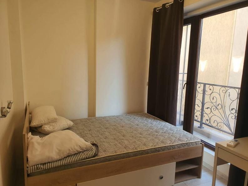 Дава се под наем Тристаен апартамент в Варна, Център - 73 кв.м за 498.27 € - Снимка #5