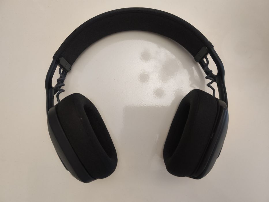 Наушники Logitech Zone Vibe 100