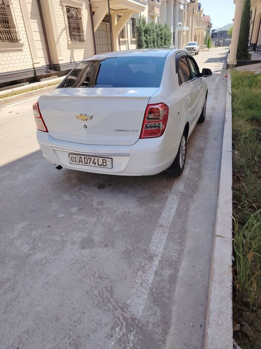 Chevrolet Cobalt 2018 — 3