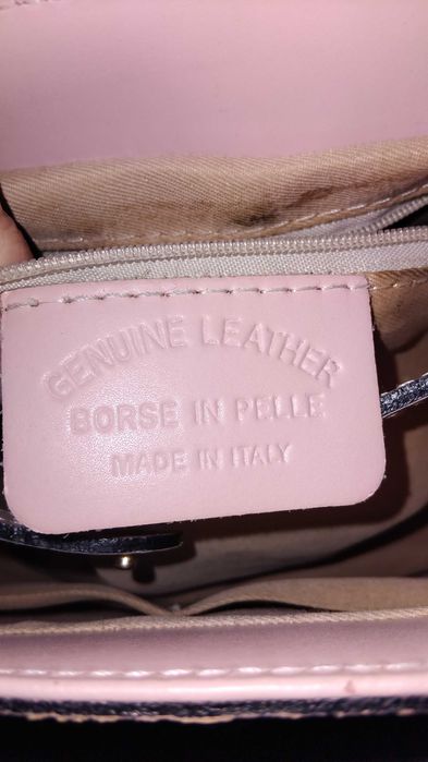 Стилна дамска чанта