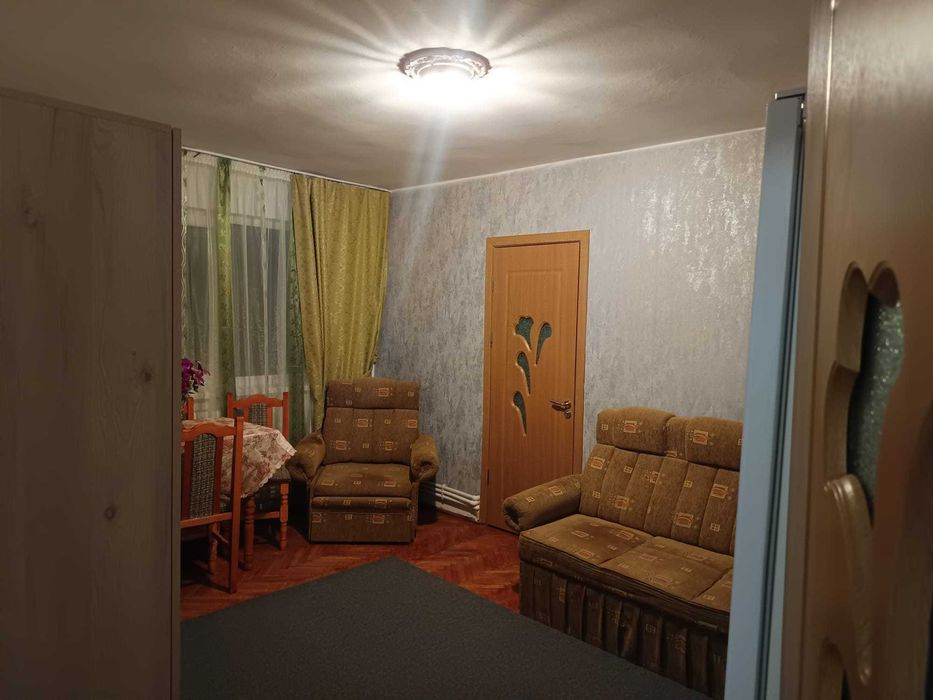 Închiriez ap 2 camere