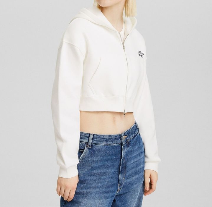 Нов Bershka S размер