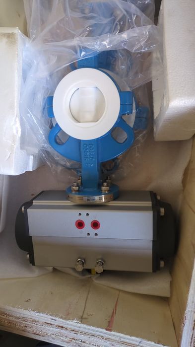 Затвор дисковый с пневмоприводом.